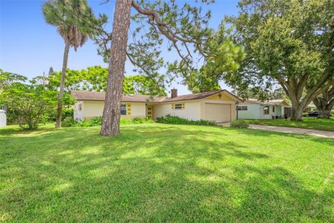 House in Daytona Beach, Florida 3 bedrooms, 110.18 sq.m. № 1916251 - photo 20
