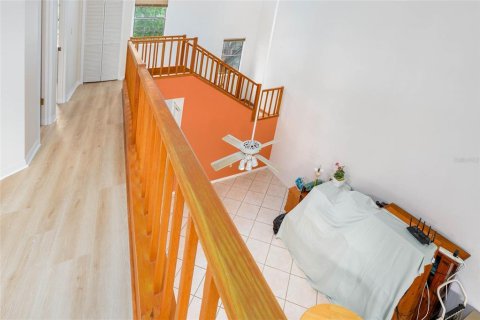 Townhouse in Casselberry, Florida 2 bedrooms, 117.06 sq.m. № 2110323 - photo 18