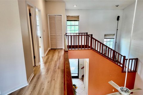 Townhouse in Casselberry, Florida 2 bedrooms, 117.06 sq.m. № 2110323 - photo 17