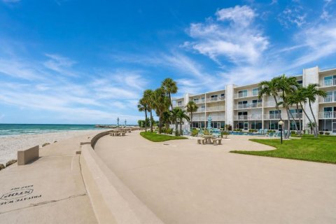 Condominio en venta en Saint Pete Beach, Florida, 1 dormitorio, 60.85 m2 № 2320923 - foto 30