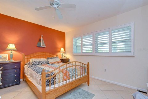 Condominio en venta en Saint Pete Beach, Florida, 1 dormitorio, 60.85 m2 № 2320923 - foto 6