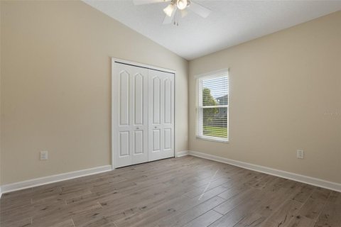 House in Winter Haven, Florida 4 bedrooms, 178.28 sq.m. № 1681740 - photo 20