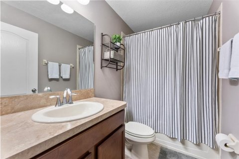 House in Brandon, Florida 4 bedrooms, 216.65 sq.m. № 1806940 - photo 24