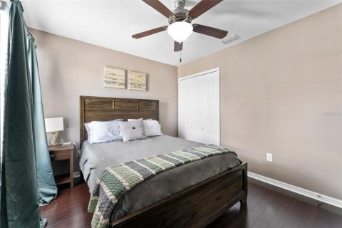 House in Brandon, Florida 4 bedrooms, 216.65 sq.m. № 1806940 - photo 23