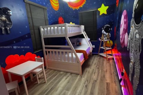 House in Clewiston, Florida 3 bedrooms, 159.79 sq.m. № 2000358 - photo 19