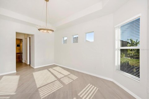 House in WELLEN PARK in Venice, Florida 4 bedrooms, 260.03 sq.m. № 2232434 - photo 27