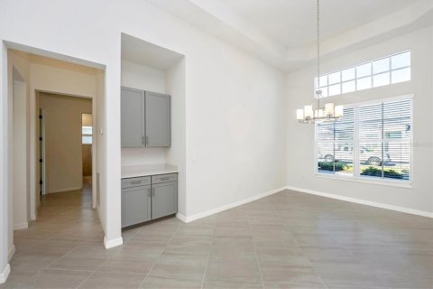 House in WELLEN PARK in Venice, Florida 4 bedrooms, 260.03 sq.m. № 2232434 - photo 9