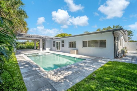 House in Fort Lauderdale, Florida 3 bedrooms, 182.74 sq.m. № 2086960 - photo 30