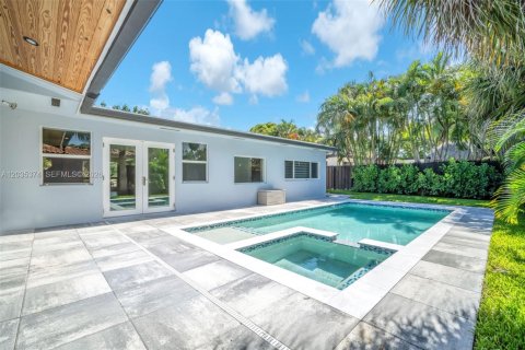 House in Fort Lauderdale, Florida 3 bedrooms, 182.74 sq.m. № 2086960 - photo 29