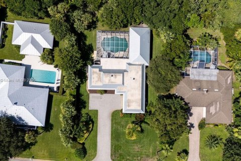 Купить виллу или дом в Виро-Бич, Флорида 9 комнат, 259.57м2, № 1923212 - фото 30