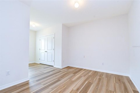 Townhouse in Brandon, Florida 3 bedrooms, 155.43 sq.m. № 2314560 - photo 16