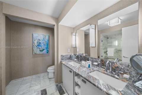 Condominio en venta en Fort Lauderdale, Florida, 2 dormitorios, 96.06 m2 № 1822074 - foto 9