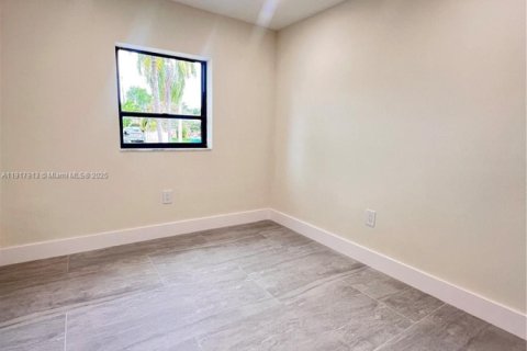 Commercial property in Miami, Florida 1 bedroom, 178.74 sq.m. № 1972446 - photo 24
