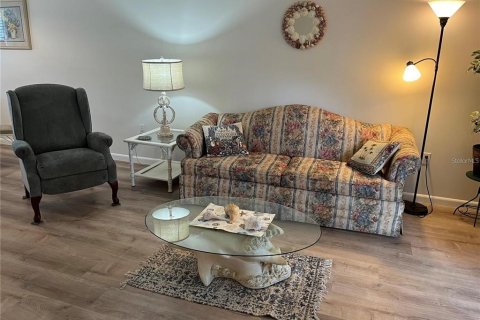 Copropriété à louer à Bradenton, Floride: 2 chambres, 95.32 m2 № 2381158 - photo 4