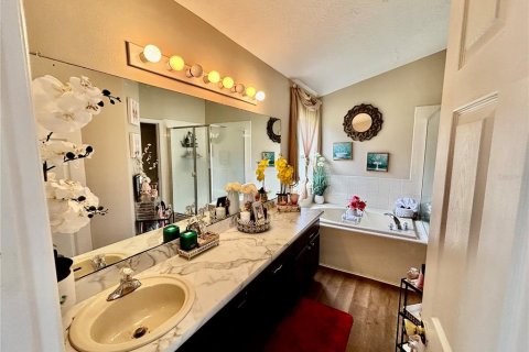 House in Kissimmee, Florida 3 bedrooms, 166.76 sq.m. № 2198840 - photo 5