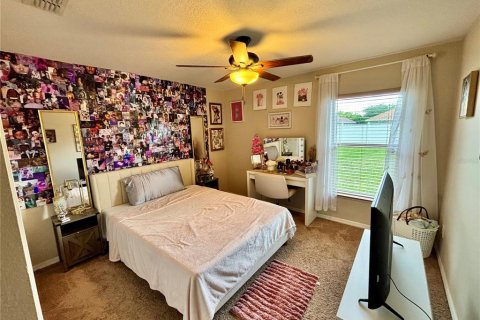 House in Kissimmee, Florida 3 bedrooms, 166.76 sq.m. № 2198840 - photo 8
