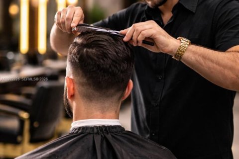 Immobilier commercial à Doral, Floride № 2048014