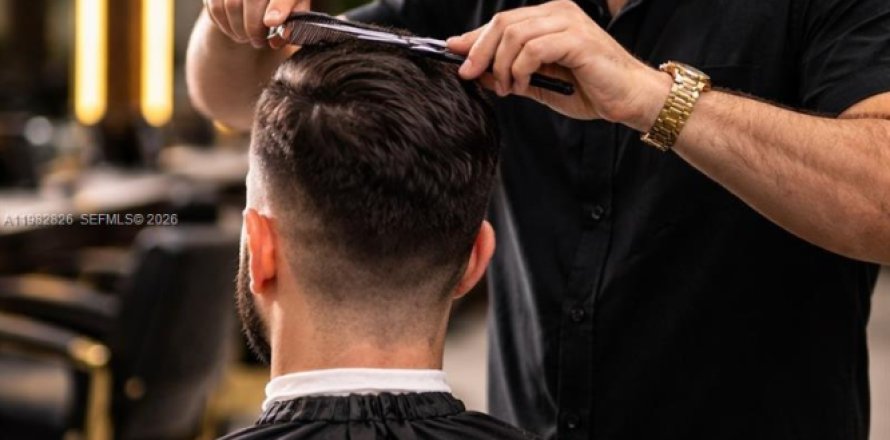 Immobilier commercial à Doral, Floride № 2048014