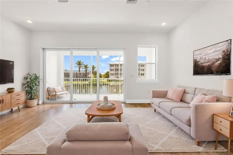 Copropriété à vendre à Punta Gorda, Floride: 4 chambres, 173.45 m2 № 2092099 - photo 10