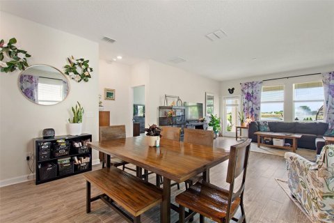 House in Davenport, Florida 3 bedrooms, 181.16 sq.m. № 2201316 - photo 9