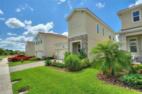 House in Davenport, Florida 3 bedrooms, 181.16 sq.m. № 2201316 - photo 28