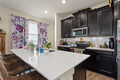 House in Davenport, Florida 3 bedrooms, 181.16 sq.m. № 2201316 - photo 5