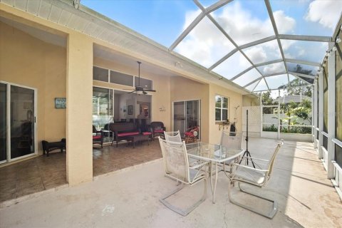 Купить виллу или дом в Палм-Кост, Флорида 3 комнаты, 226.96м2, № 1909915 - фото 23