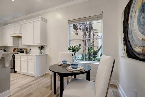Casa en venta en Tampa, Florida, 4 dormitorios, 204.29 m2 № 1816051 - foto 20