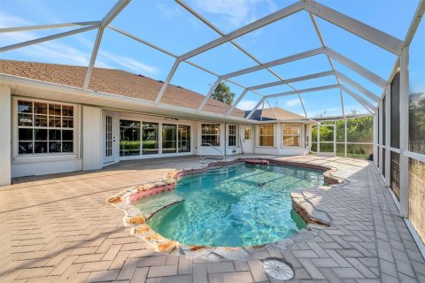 Casa en venta en Port Charlotte, Florida, 3 dormitorios, 179.86 m2 № 1905962 - foto 4