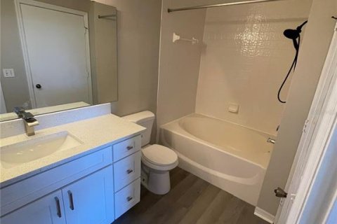 Condo in Orlando, Florida, 1 bedroom  № 1716935 - photo 17