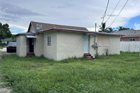 Купить виллу или дом в Форт-Лодердейл, Флорида 3 спальни, 110.37м2, № 1952423 - фото 8