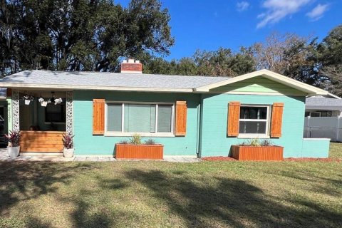 Casa en Ocala, Florida 3 dormitorios, 143.53 m2 № 2212396
