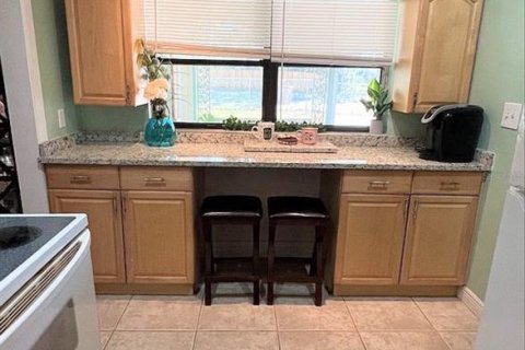 House in Ocala, Florida 3 bedrooms, 143.53 sq.m. № 2212396 - photo 19