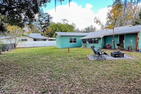 House in Ocala, Florida 3 bedrooms, 143.53 sq.m. № 2212396 - photo 4