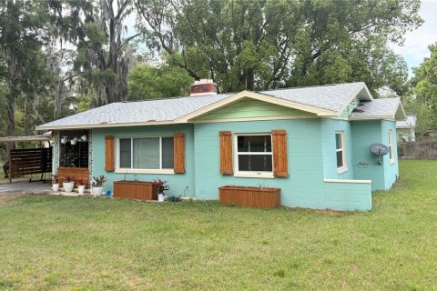 House in Ocala, Florida 3 bedrooms, 143.53 sq.m. № 2212396 - photo 2
