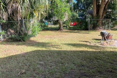 House in Ocala, Florida 3 bedrooms, 143.53 sq.m. № 2212396 - photo 11