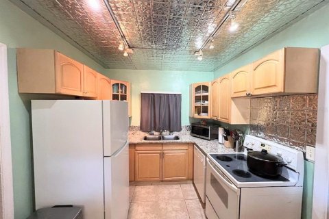 House in Ocala, Florida 3 bedrooms, 143.53 sq.m. № 2212396 - photo 20