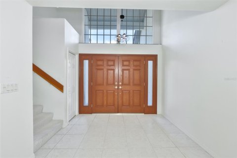 House in Apollo Beach, Florida 3 bedrooms, 357.67 sq.m. № 2209322 - photo 8