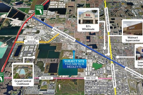 Propiedad comercial en venta en Medley, Florida № 1998516 - foto 3