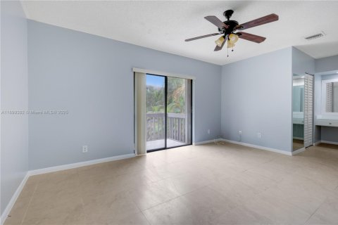 Touwnhouse à louer à Miami, Floride: 3 chambres, 147.16 m2 № 1951205 - photo 26
