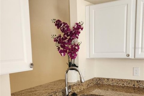 House in Palm Harbor, Florida 2 bedrooms, 79.43 sq.m. № 2391324 - photo 17