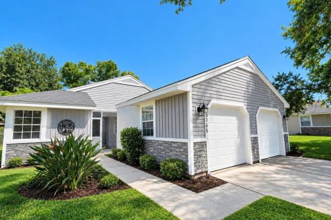 House in Palm Harbor, Florida 2 bedrooms, 79.43 sq.m. № 2391324