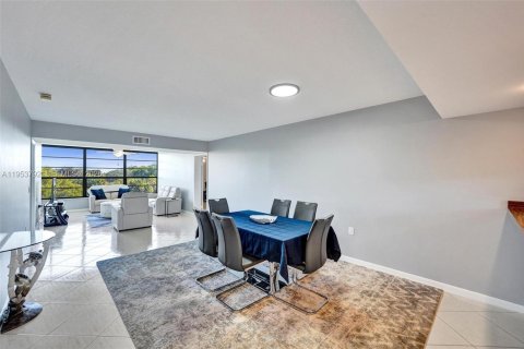 Купить кондоминиум в Дейви, Флорида 2 спальни, 128.67м2, № 2009885 - фото 3