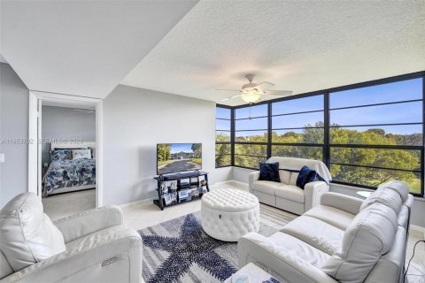 Купить кондоминиум в Дейви, Флорида 2 спальни, 128.67м2, № 2009885 - фото 8