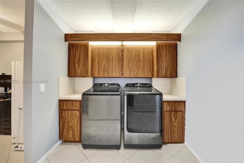 Купить кондоминиум в Дейви, Флорида 2 спальни, 128.67м2, № 2009885 - фото 19