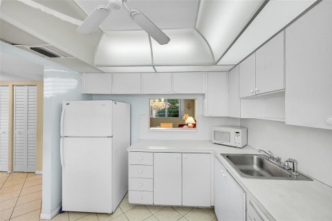 Copropriété à vendre à Margate, Floride: 2 chambres, 102.19 m2 № 2084407 - photo 12