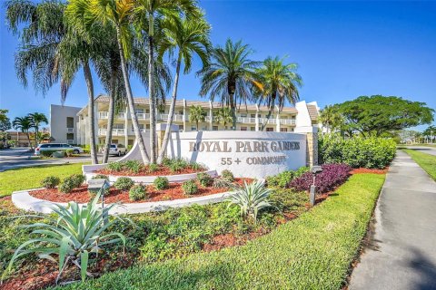 Condo à Margate, Floride, 2 chambres  № 2084407