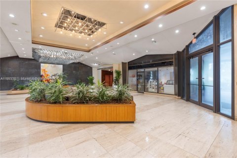 Copropriété à vendre à Miami, Floride: 2 chambres, 91.97 m2 № 2334986 - photo 30