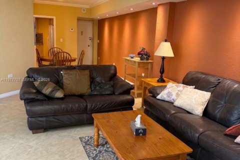 Copropriété à vendre à Miami, Floride: 2 chambres, 91.97 m2 № 2334986 - photo 4