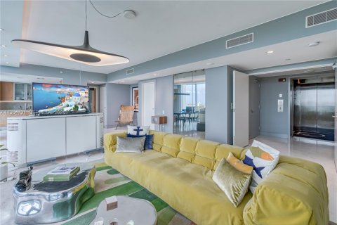 Купить кондоминиум в Майами, Флорида 2 спальни, 148.18м2, № 2049133 - фото 7